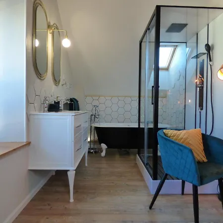 לינה וארוחת בוקר D'hotes Citadine Bleu Or